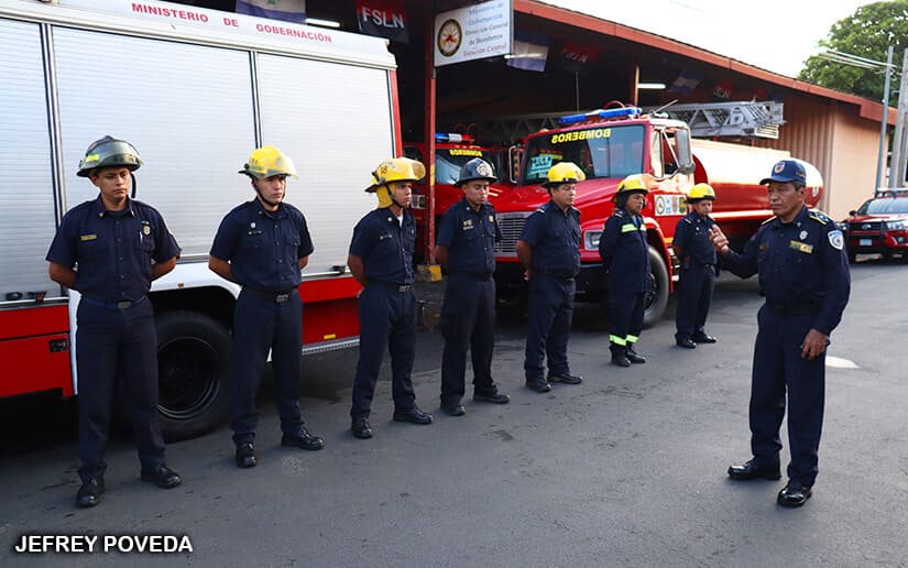 BOMBEROS